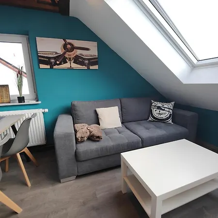 Monteurwohnung Pilot Lounge Apartament Holzkirch